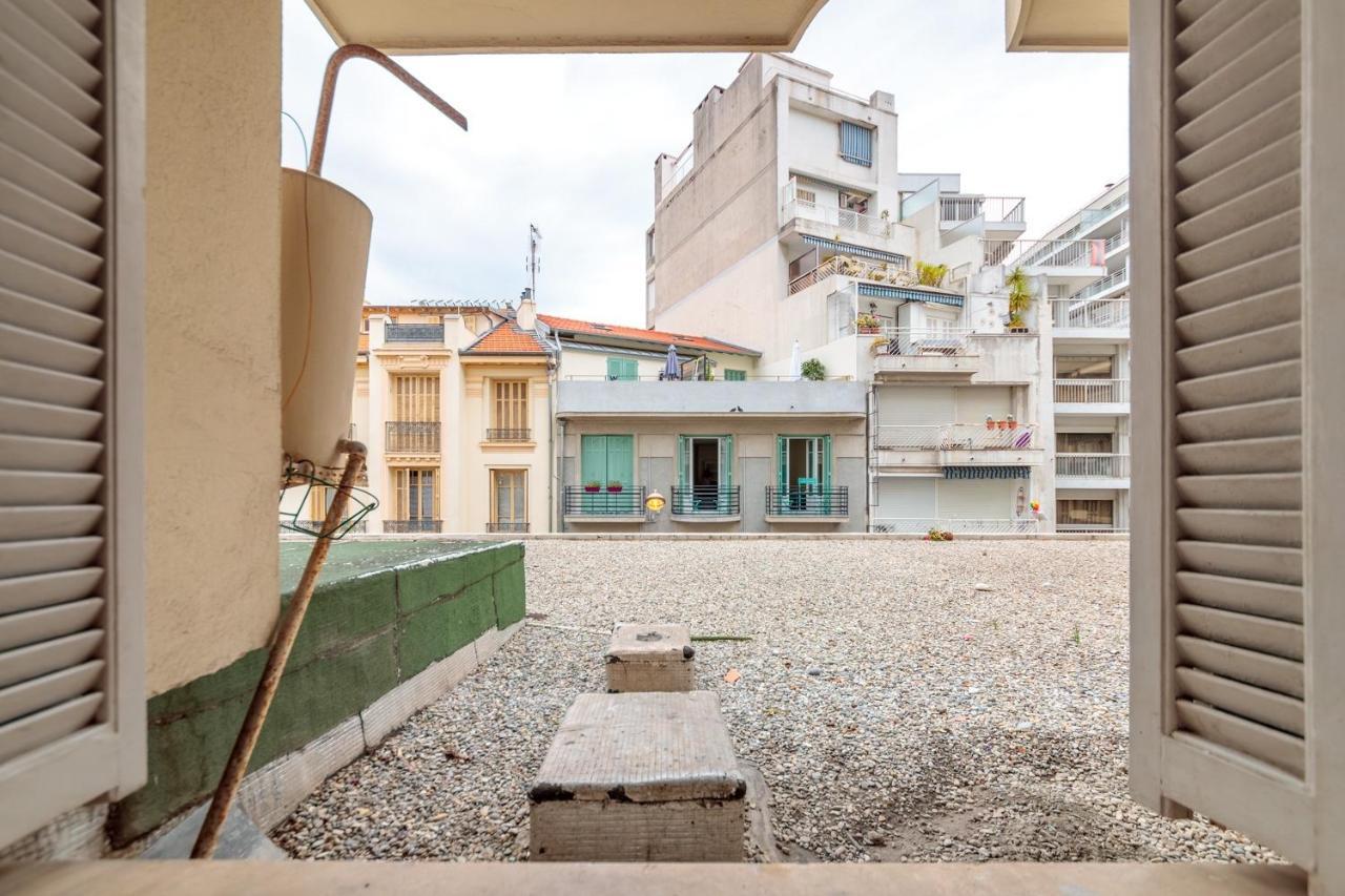 Beau Studio A 50M De La Plage Ница Екстериор снимка